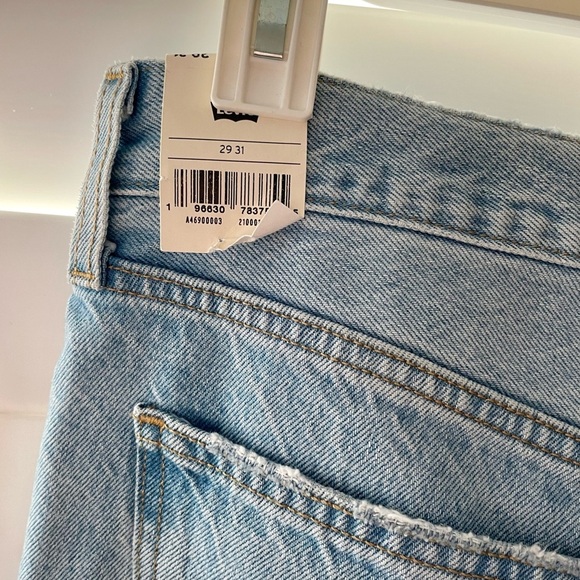 Levi's Light Blue Middy Straight Jeans NWT - Picture 7 of 9